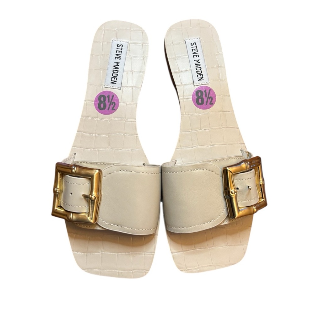 Steve Madden‎ Cream White Sandals with Gold Buckle